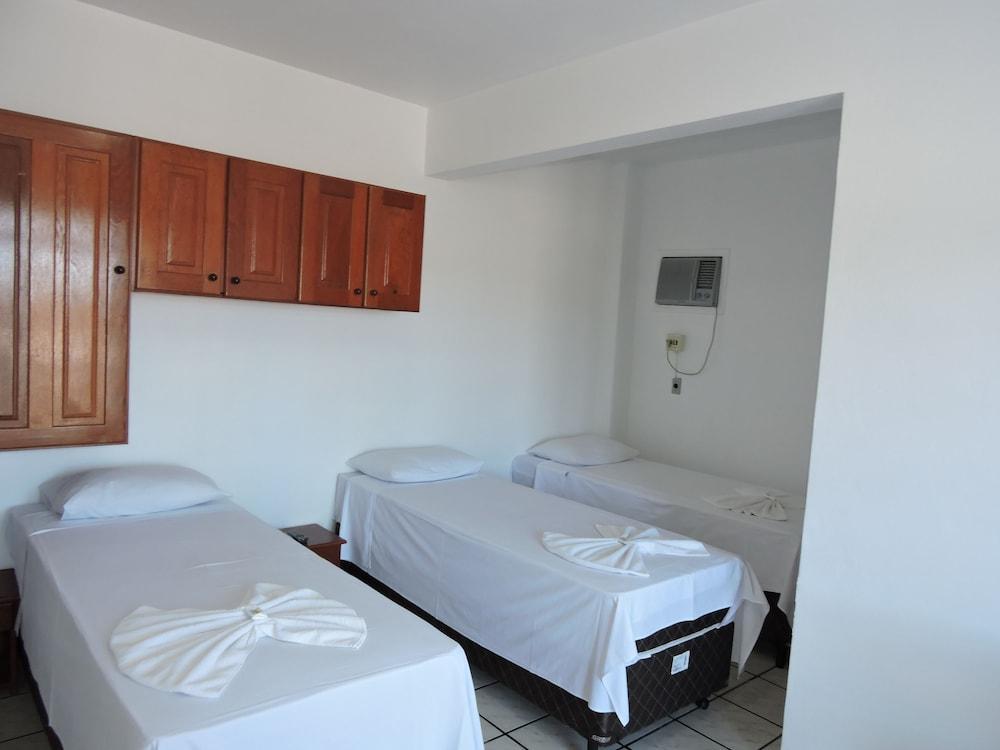 Rede Hs Hotelaria ฟลอเรียนอโปลิส ภายนอก รูปภาพ